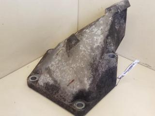 кронштейн двигателя Volkswagen Passat B5 [рестайлинг] 2003, 2.5 л., дизель, МКПП, черный, универсал, передний привод, 413019930717