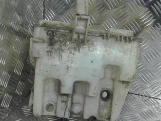 бачок омывателя Nissan Primera P10 1995