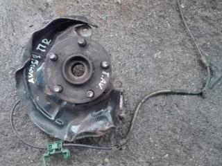 кулак поворотный правый Toyota Avensis 1 поколение (T220) 2000