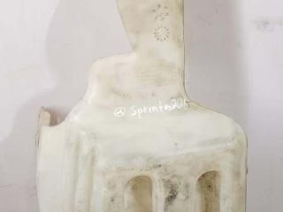 бачок омывателя Mercedes-Benz Sprinter 1 поколение (W901-905) [рестайлинг] 2006, 9068690220