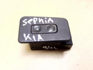 кнопка стеклоподъемника двери задней Kia Sephia 1 поколение 1994, 1.5 л., i, B5, бензин, МКПП, передний привод, 0K20366370D20