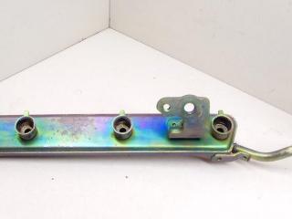 топливная рампа Nissan Note E11 2007, 1.6 л., i, бензин