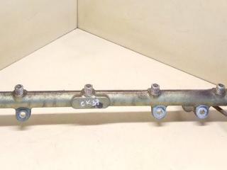 топливная рампа Mercedes-Benz E-Класс W210/S210 [рестайлинг] 2001, 2.7 л., CDTi, OM 612.961, дизель, МКПП, черный, универсал, задний привод, BOSCH, 0445215007, A6120700095, A0041537528