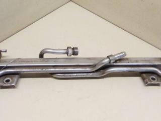 топливная рампа Volkswagen Passat B2 1987, 1.8 л., бензин, 050133681A