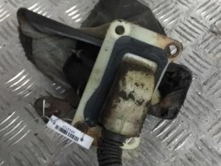 рычаг ручного тормоза (ручника) Toyota Starlet 3 поколение P70 1988, 1.3 л., karb., бензин, МКПП, красный, хетчбэк 3 дв., передний привод, 462011007101