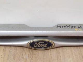 решетка радиатора Ford Mondeo 1 поколение 1993
