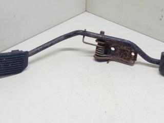 педаль Nissan Primera P10 1994