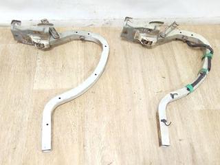 петля крышки багажника Nissan Sunny N14 1991, 2.0 л., CD20, дизель, МКПП, белый, седан, передний привод
