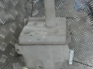 бачок омывателя Nissan Primera P10 1995, хетчбэк 5 дв.