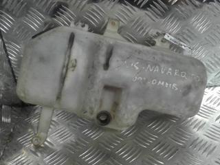 бачок омывателя Nissan Navara D21 1996