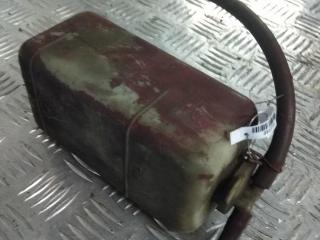 бачок расширительный Toyota Starlet 3 поколение P70 1988, 1.3 л., karb., бензин, МКПП, красный, хетчбэк 3 дв., передний привод, 1647010020