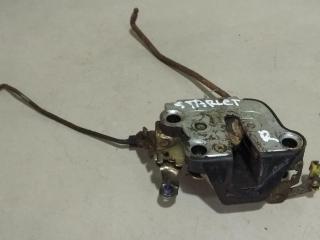 замок двери передней правой Toyota Starlet 3 поколение P70 1988, 1.3 л., karb., бензин, МКПП, красный, хетчбэк 3 дв., передний привод, 6931010120