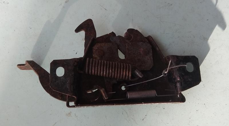 замок капота Hyundai H-1 Starex 2001, 2.5 л., D, дизель, минивэн - фото №1