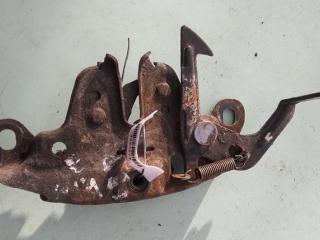 замок капота Nissan Sunny N14 1991, 2.0 л., CD20, дизель, МКПП, белый, седан, передний привод, 6560152C10