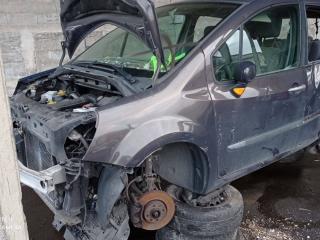 Renault Modus 1 поколение