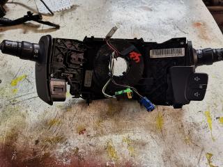 переключатель подрулевой (стрекоза) Renault Scenic 2 поколение 2004, 1.5 л., DCi, K9K 728, дизель, 5МКПП, минивэн, передний привод, 820012772703