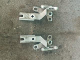 петля капота Citroen C5 1 поколение 2001, 3.0 л., бензин, АКПП, хетчбэк 5 дв.