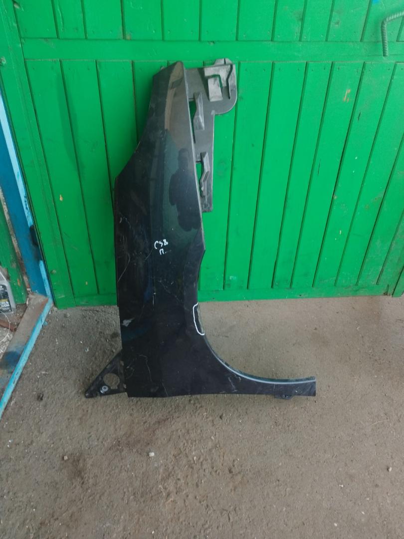 крыло переднее правое Peugeot 807 1 поколение 2004, 2.0 л., RHM (DW10ATED4), дизель, АКПП, черный, передний привод - фото №1