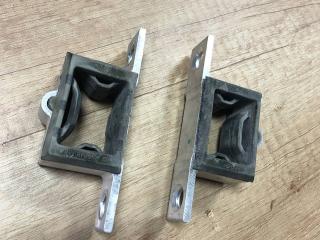 кронштейн радиатора Tesla Model 3 1 поколение 2018