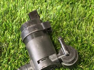 насос (моторчик) омывателя стекла Ford Explorer 6 поколение U625 2020, GN15-17664-AA
