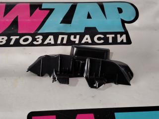 кронштейн (крепление) Tesla Model 3 1 поколение 2018, 1088837