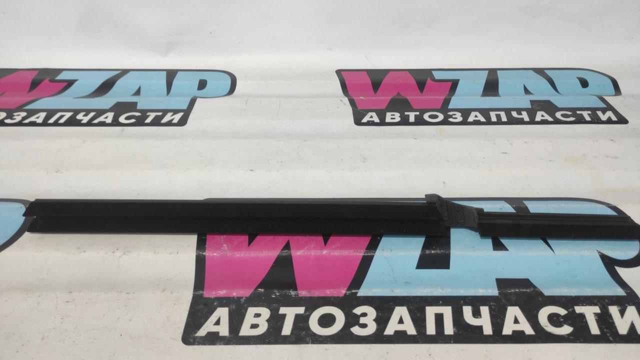 молдинг стекла BMW X3 G01 (2017 - 2026), 5135-7393429 - фото №1