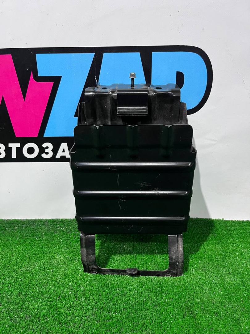 полка аккумулятора Tesla Model X 1 поколение 2018, электро, хетчбэк 5 дв. - фото №1