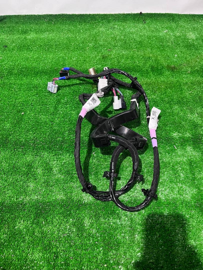 дверная проводка Tesla Model X 1 поколение 2018, электро, хетчбэк 5 дв., P1063405-00-G - фото №1