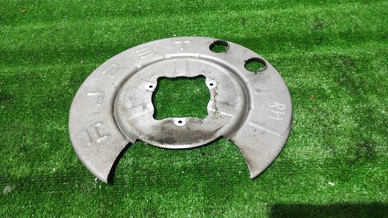 защитный кожух тормозного механизма Tesla Model X 1 поколение 2018, электро, хетчбэк 5 дв., 1072160-00-A - фото №1