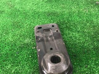 кронштейн радиатора Ford Mustang 6 поколение S550 [рестайлинг] 2018, 2.3 л., АКПП, купе, задний привод