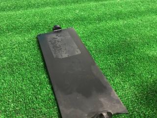 люверс переднего бампера Tesla Model Y 1 поколение 2022, электро, белый, 1494154-00-A