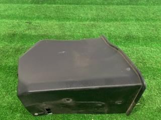 пластик Ford Mustang 6 поколение S550 [рестайлинг] 2019, 2.3 л., бензин, АКПП, красный, кабриолет, задний привод, FR3B76602C82AGW