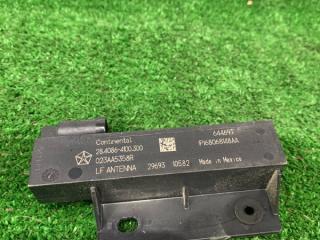 Антенна системы комфортного доступа Jeep Wrangler 4 поколение 2020, 2.0 л., бензин, АКПП, внедорожник 5 дв., полный привод, 68068148AA