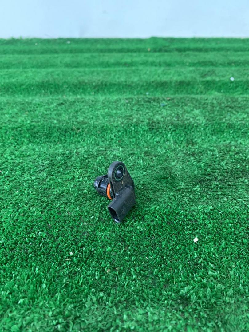 датчик распредвала Ford Escape 4 поколение CX482 2020, 1.5 л., бензин, АКПП, внедорожник 5 дв., передний привод, HX7A-12K073-AA - фото №1