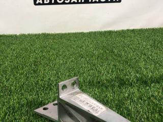 кронштейн (крепление) Aston Martin V8 Vantage 4 поколение [рестайлинг] (2024 - 2026), KY63-17F799-AA