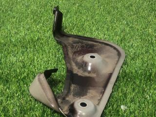 крепление ( кронштейн ) крыла BMW X7 G07 (2018 - 2026), 7418220-06