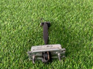 ограничитель открывания двери Ford Mustang 6 поколение S550 [рестайлинг] 2019, 2.3 л., бензин, АКПП, красный, кабриолет, задний привод