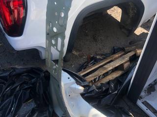 Стойка кузовная центральная правая GMC Sierra 1 поколение 2021, 6.2 л., бензин, АКПП, пикап, полный привод