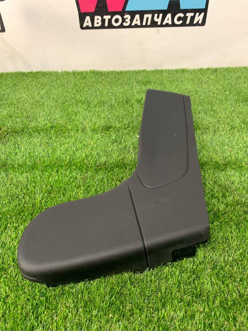 накладка на сиденье Ford Explorer 6 поколение U625 2021, 2.3 л., бензин, АКПП, внедорожник 5 дв., задний привод, LB5B-S638A87-ABW - фото №1