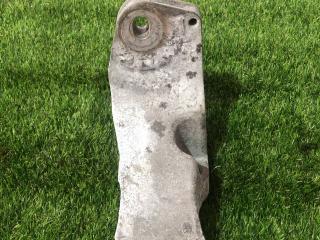 кронштейн двигателя Ford Mustang 6 поколение S550 [рестайлинг] 2019, 2.3 л., бензин, АКПП, черный, кабриолет, задний привод