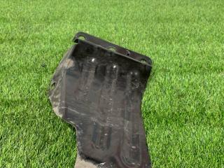 кронштейн (крепление) Ford Mustang 6 поколение S550 2016, 5.0 л., бензин, МКПП, серый, купе, задний привод, FR3B-63101E02-AB