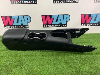 консоль салона Ford Mustang 6 поколение S550 [рестайлинг] 2019, 2.3 л., бензин, АКПП, купе