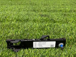 механизм регулировки высоты ремня безопасности Ford Escape 4 поколение CX482 2021, 1.5 л., бензин, АКПП, внедорожник 5 дв., полный привод, LJ6B-611C46-AA