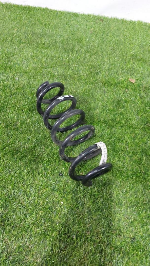 пружина задняя Ford Escape 4 поколение CX482 2021, 1.5 л., бензин, АКПП, внедорожник 5 дв., полный привод, LX61-5560-NMD - фото №1