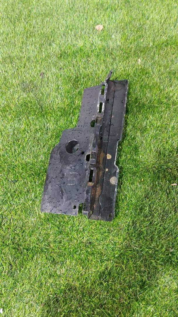 кронштейн (крепление) Ford Escape 4 поколение CX482 2021, 1.5 л., бензин, АКПП, внедорожник 5 дв., полный привод - фото №1