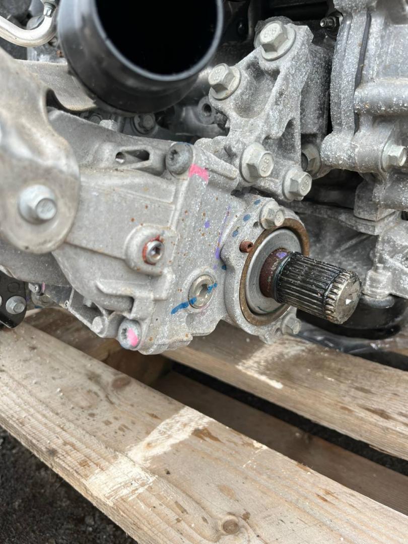 раздаточная коробка Ford Escape 4 поколение CX482 2021, 1.5 л., бензин, АКПП, внедорожник 5 дв., полный привод - фото №1