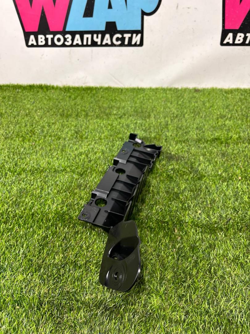 кронштейн (крепление) Ford Escape 4 поколение CX482 2021, 1.5 л., бензин, АКПП, внедорожник 5 дв., полный привод, LJ6B-S310A92-AD - фото №1