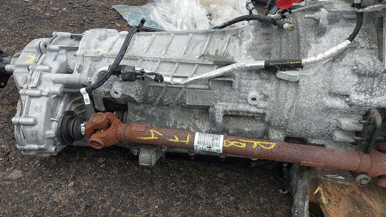 карданный вал Ford Explorer 6 поколение U625 2020, 2.3 л., бензин, АКПП, внедорожник 5 дв. - фото №1