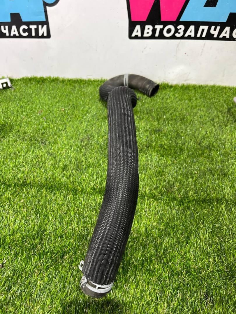 патрубок радиатора RAM 1500 5 поколение 2019, 5.7 л., бензин, АКПП, пикап, полный привод, 68268587 - фото №1