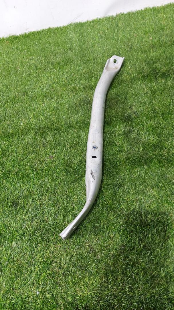 Распорка (растяжка) телевизора Ford Explorer 6 поколение U625 2020, 2.3 л., бензин, АКПП, внедорожник 5 дв., L1MB-3A200-AB - фото №1